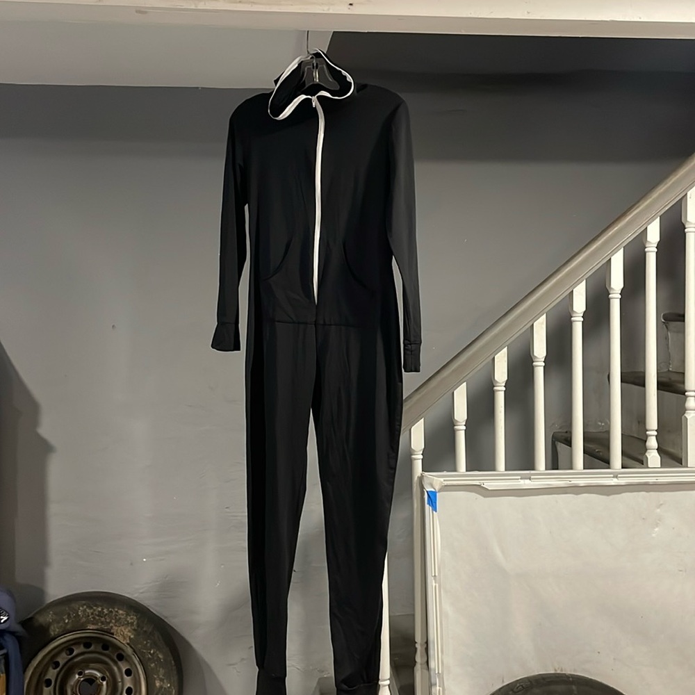 Long black jumper